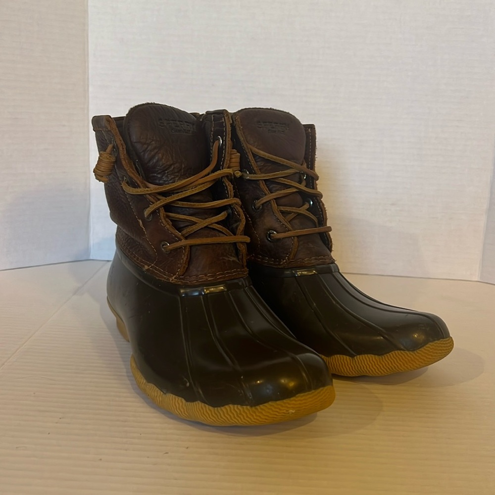 Sperry Womens Boots Size 9.5
